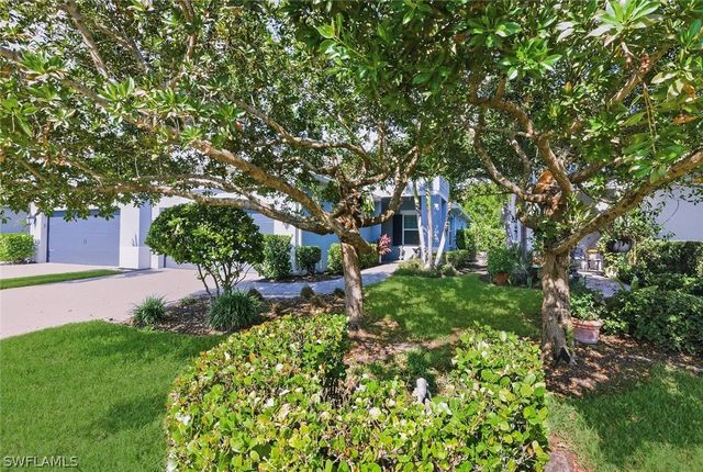 2175 Marquesa CIR, Naples, FL 34112