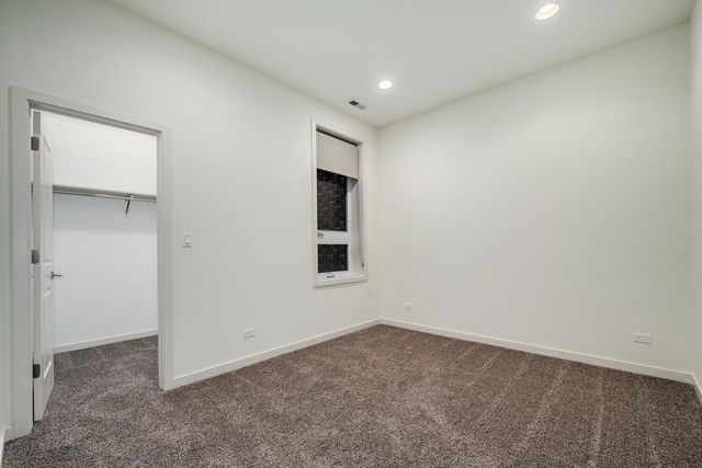 4119 N NARRAGANSETT Avenue 101, Chicago, IL 60634