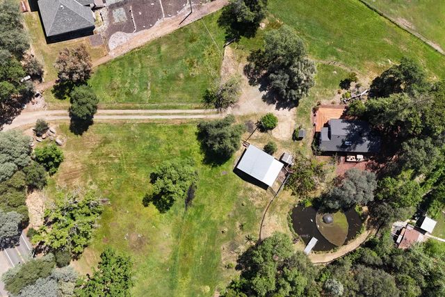 9256 Horseshoe Bar Rd, Loomis, CA 95650