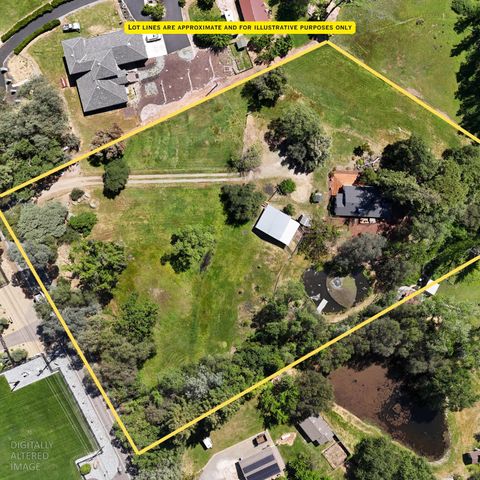 9256 Horseshoe Bar Rd, Loomis, CA 95650