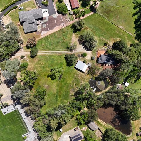 9256 Horseshoe Bar Rd, Loomis, CA 95650