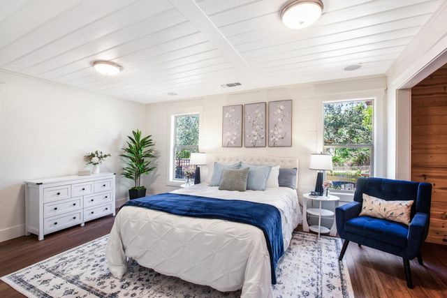 9256 Horseshoe Bar Rd, Loomis, CA 95650