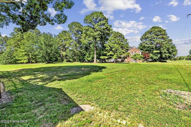 105 W Raintree Lane, Goldsboro, NC 27534