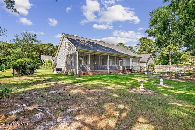 105 W Raintree Lane, Goldsboro, NC 27534