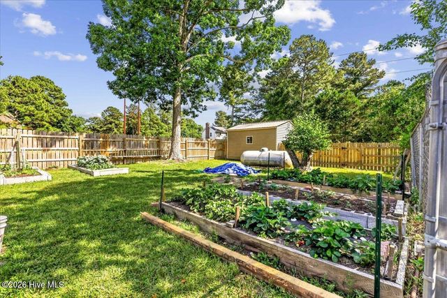 105 W Raintree Lane, Goldsboro, NC 27534