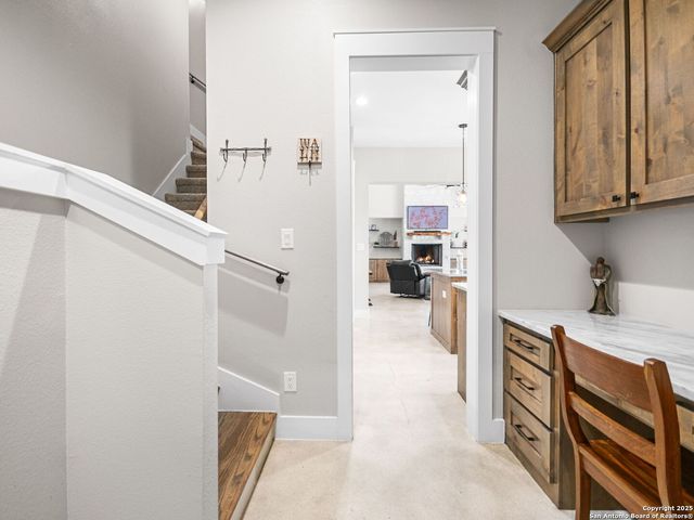 102 CREEDE ST, Boerne, TX 78006