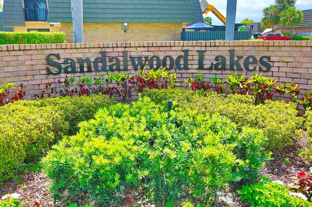 325 3RD Way, West Palm Beach, FL 33407