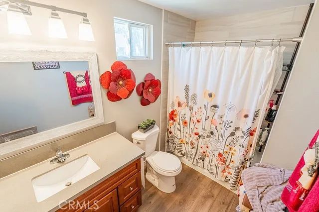 3017 Lake View Drive, Perris, CA 92571
