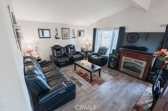3017 Lake View Drive, Perris, CA 92571