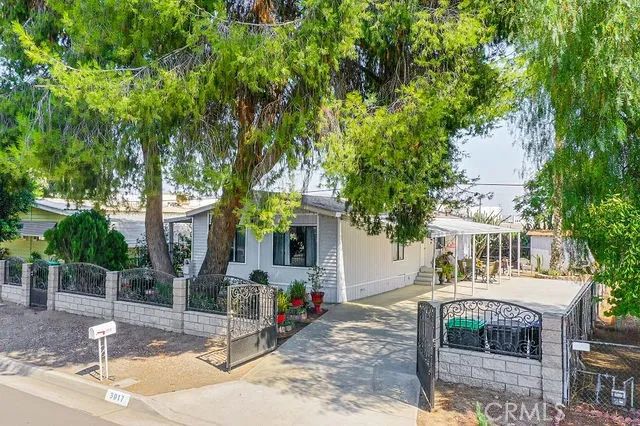 3017 Lake View Drive, Perris, CA 92571
