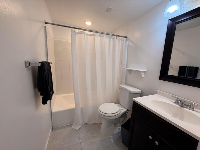 3226 NE 12TH Street 3, Pompano Beach, FL 33062