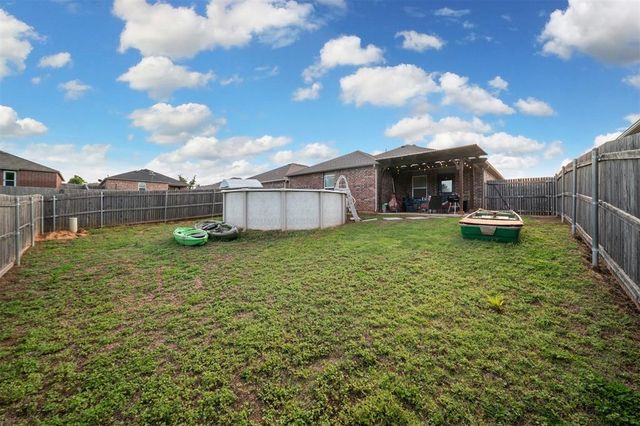 914 Karlee Court, Midwest City, OK 73130