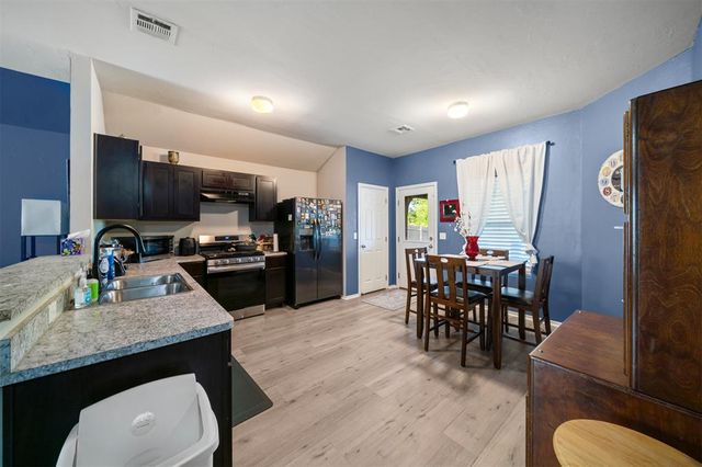 914 Karlee Court, Midwest City, OK 73130