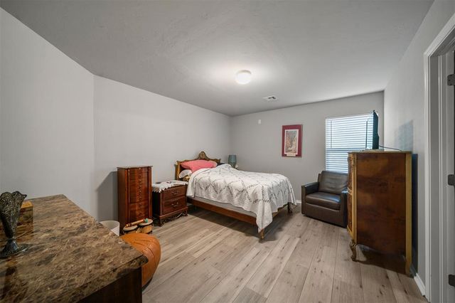 914 Karlee Court, Midwest City, OK 73130