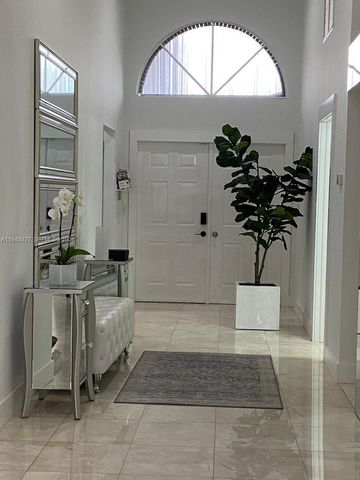 20360 Cozumel Ct, Boca Raton, FL 33498