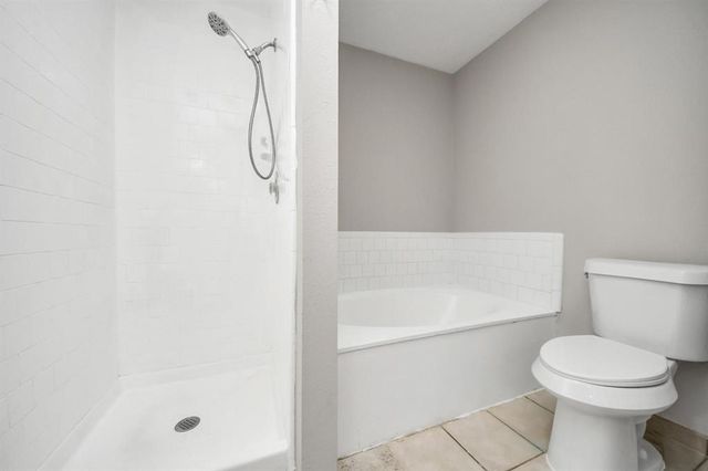 4915 Pecan Grove Dr, Pearland, TX 77584