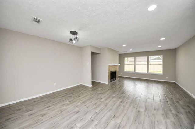 4915 Pecan Grove Dr, Pearland, TX 77584