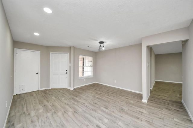 4915 Pecan Grove Dr, Pearland, TX 77584