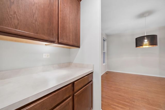 207 Willington Way, Oswego, IL 60543