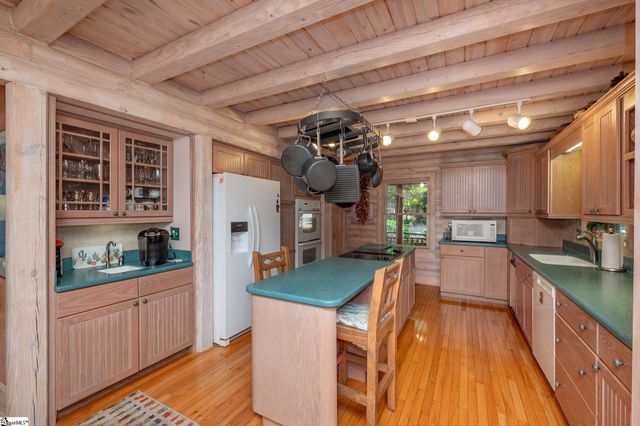 191 Crystal Lane, Townville, SC 29689