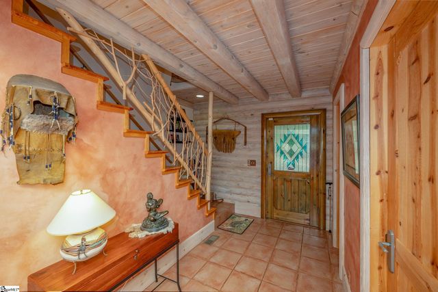 191 Crystal Lane, Townville, SC 29689