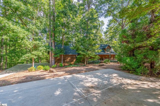 191 Crystal Lane, Townville, SC 29689