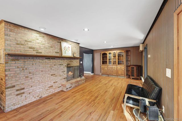 14 Lincoln Terrace, Middletown, NY 10940