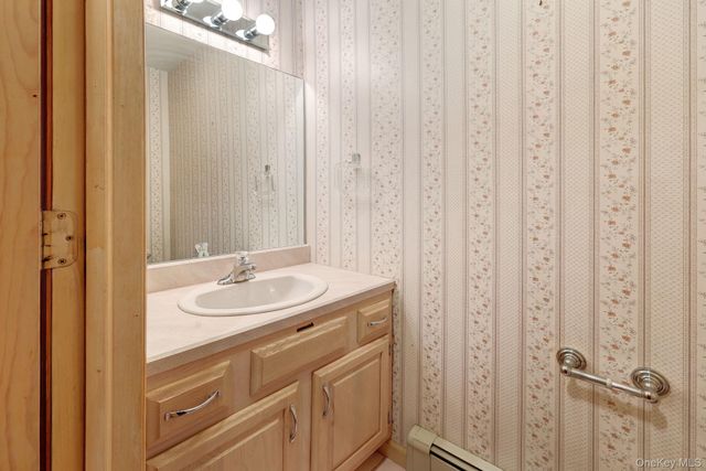 14 Lincoln Terrace, Middletown, NY 10940