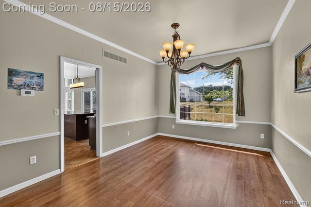 4433 Brighton Drive, Grand Blanc, MI 48439