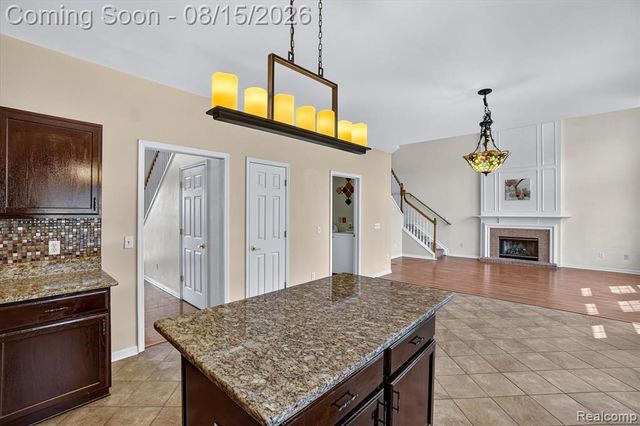 4433 Brighton Drive, Grand Blanc, MI 48439