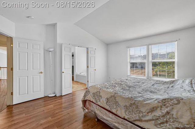 4433 Brighton Drive, Grand Blanc, MI 48439