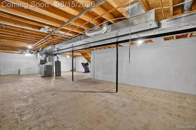 4433 Brighton Drive, Grand Blanc, MI 48439