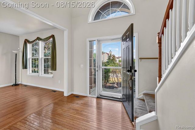 4433 Brighton Drive, Grand Blanc, MI 48439