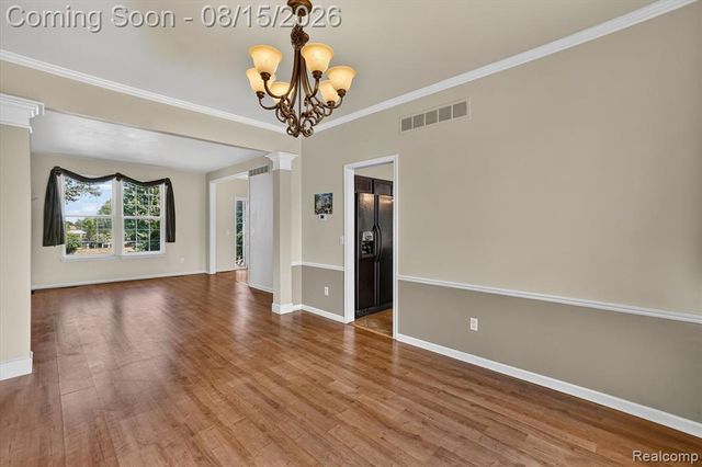 4433 Brighton Drive, Grand Blanc, MI 48439