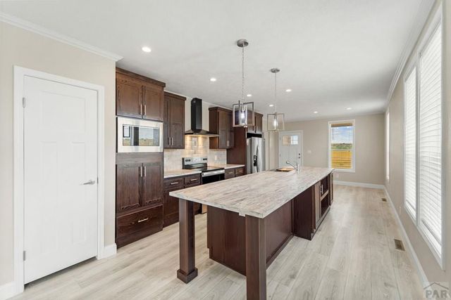 4828 Hicklin Dr, Colorado City, CO 81019