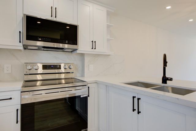 201 N Ocean Boulevard 207, Pompano Beach, FL 33062