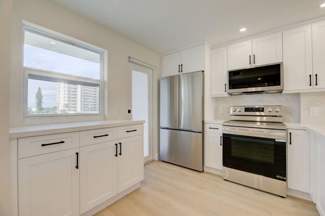 201 N Ocean Boulevard 207, Pompano Beach, FL 33062