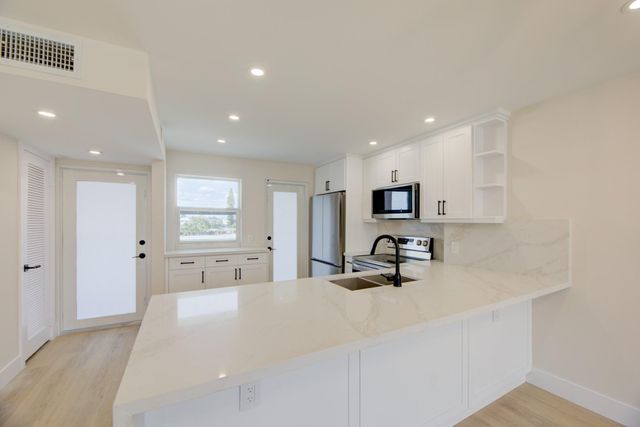 201 N Ocean Boulevard 207, Pompano Beach, FL 33062