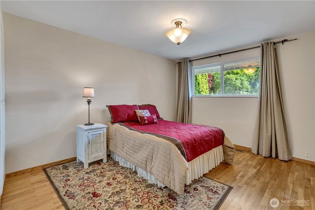 1708 5th Street NE, Auburn, WA 98002