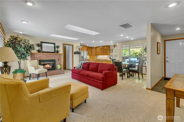 1708 5th Street NE, Auburn, WA 98002
