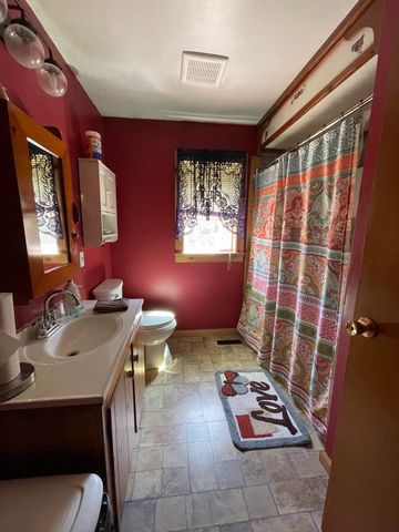62 Dewey Boulevard, Randolph, VT 05060