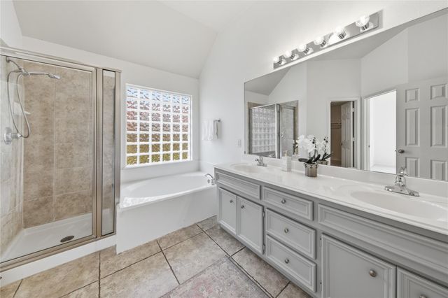 15830 Magnolia Shores Lane, Houston, TX 77044