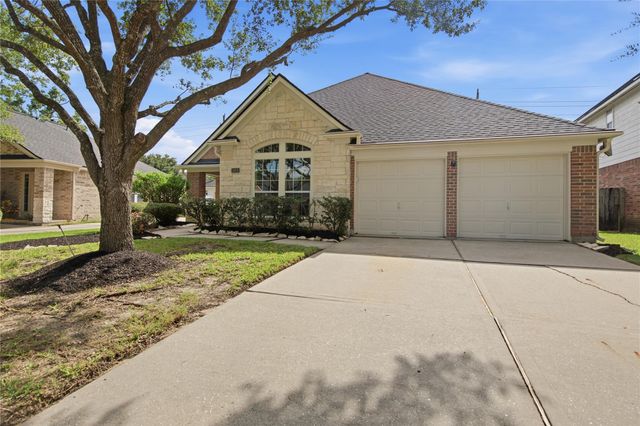 15830 Magnolia Shores Lane, Houston, TX 77044