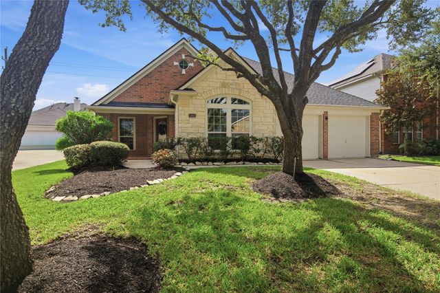 15830 Magnolia Shores Lane, Houston, TX 77044