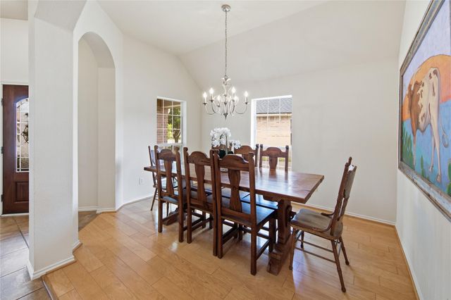 15830 Magnolia Shores Lane, Houston, TX 77044