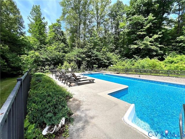 16184 Point Beverley Ct, Montpelier, VA 23192