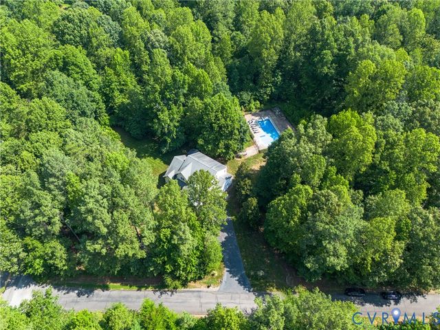 16184 Point Beverley Ct, Montpelier, VA 23192