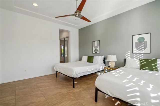 1420 E Via Escuela, Palm Springs, CA 92262