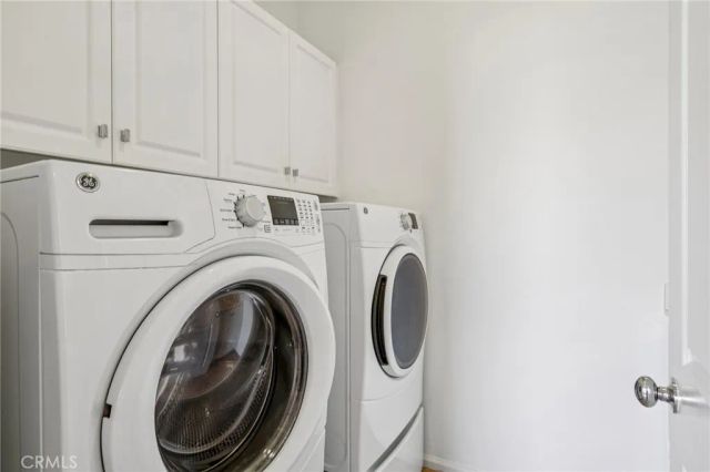 1420 E Via Escuela, Palm Springs, CA 92262