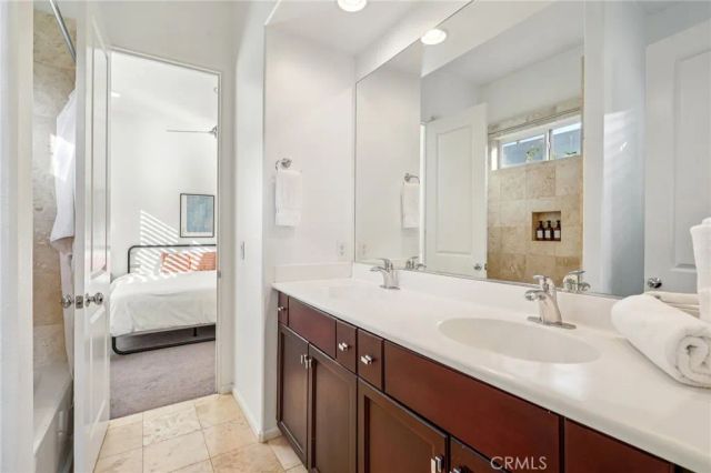 1420 E Via Escuela, Palm Springs, CA 92262